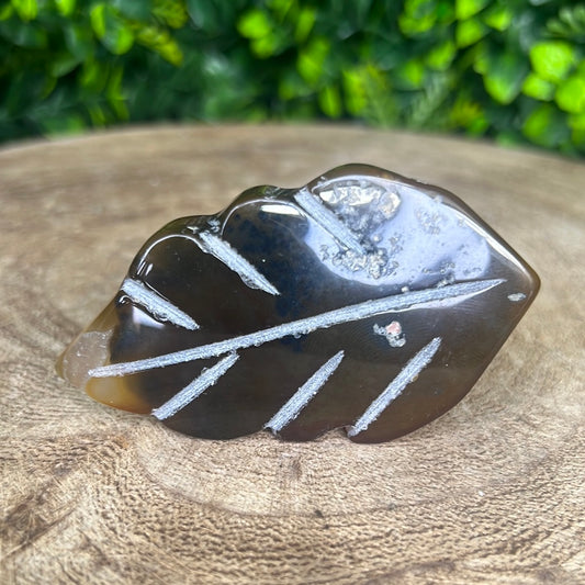 Agate Leaf Carving